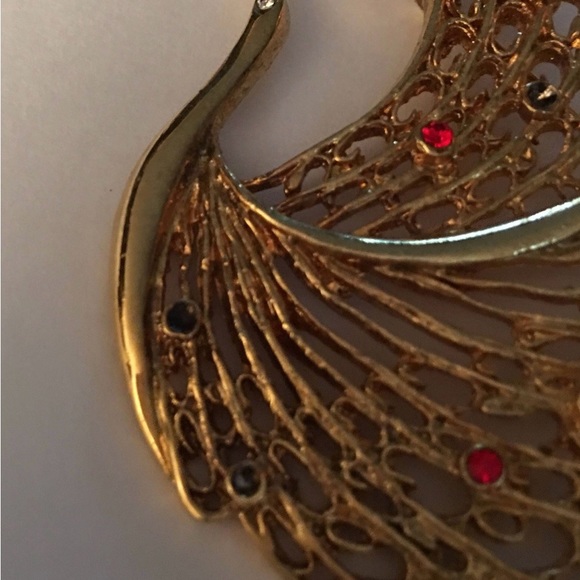 Filigree Swan Brooch - Picture 8 of 8